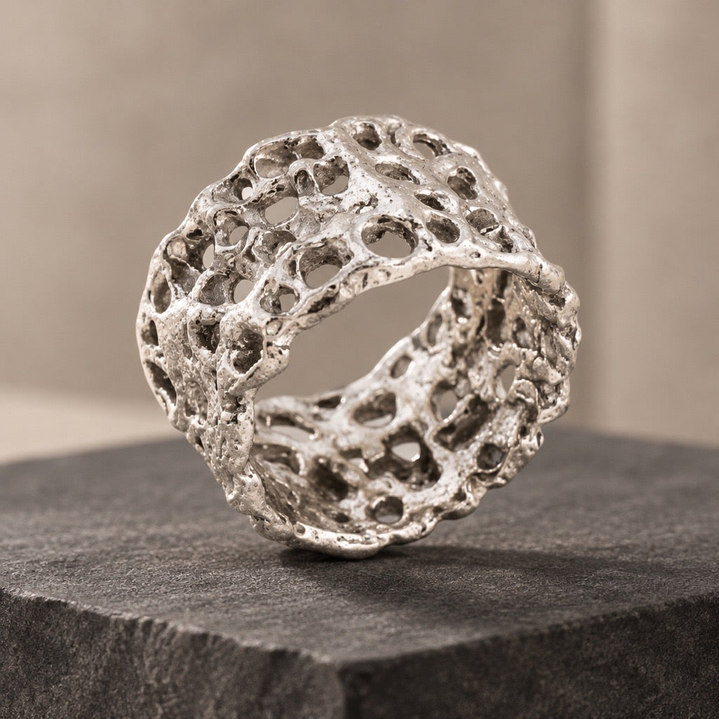 Anello a fascia Barocco