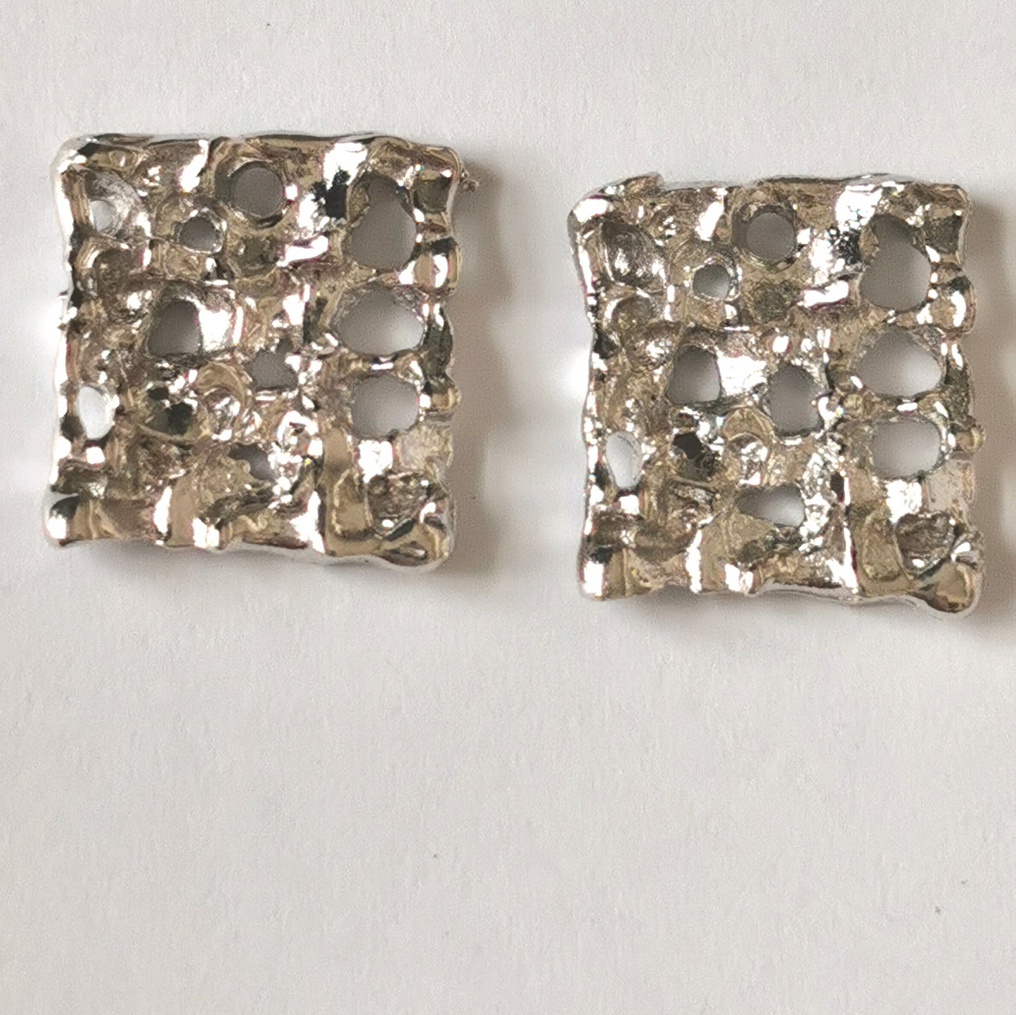 Orecchini "Holes in my soul" corti