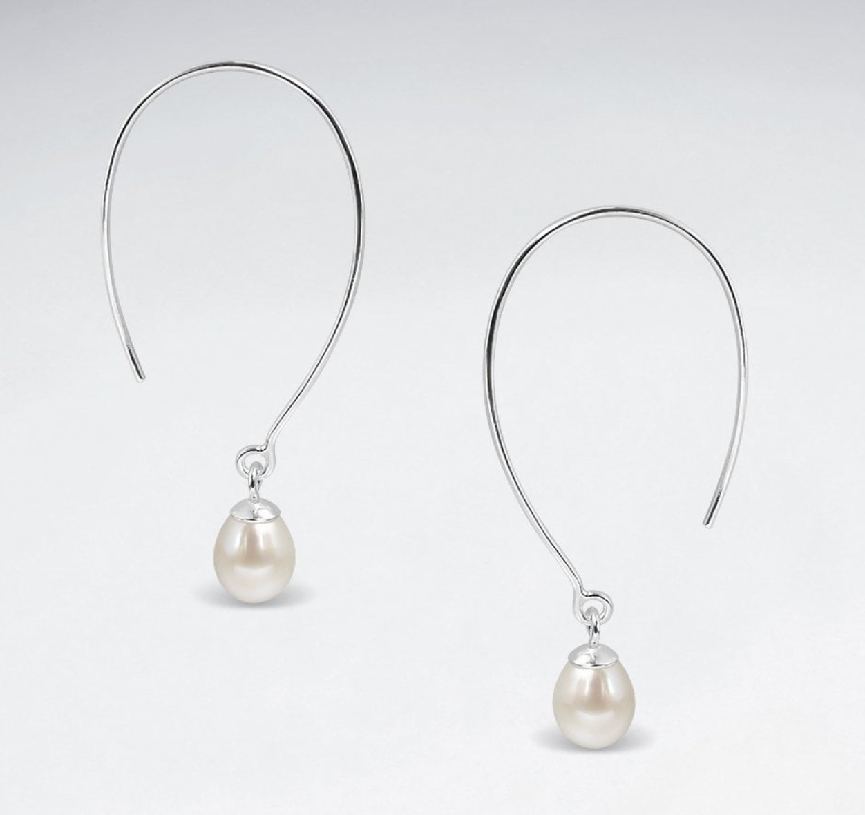 Earrings with small teardrop pearl