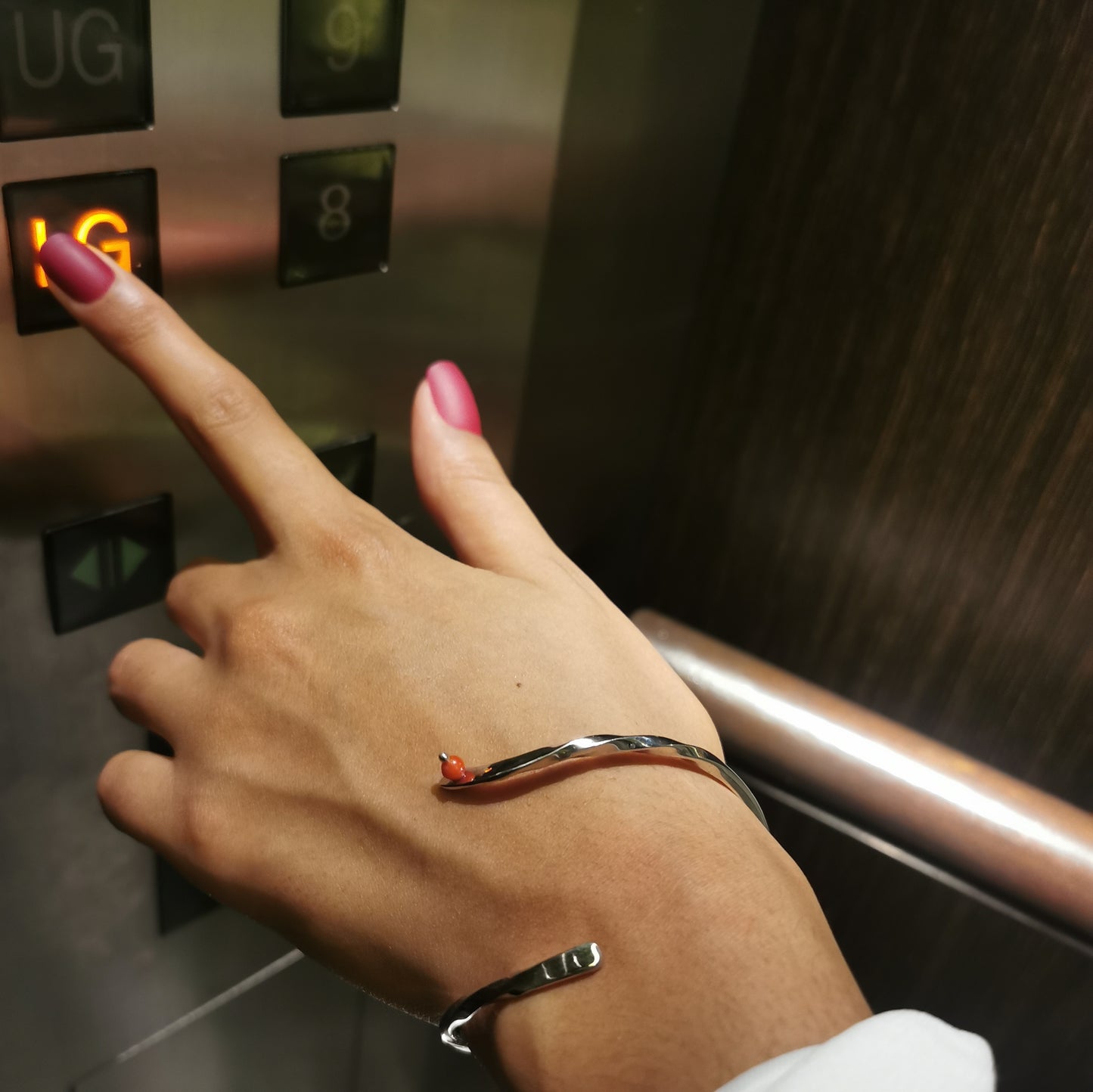 "My way" bracelet with coral