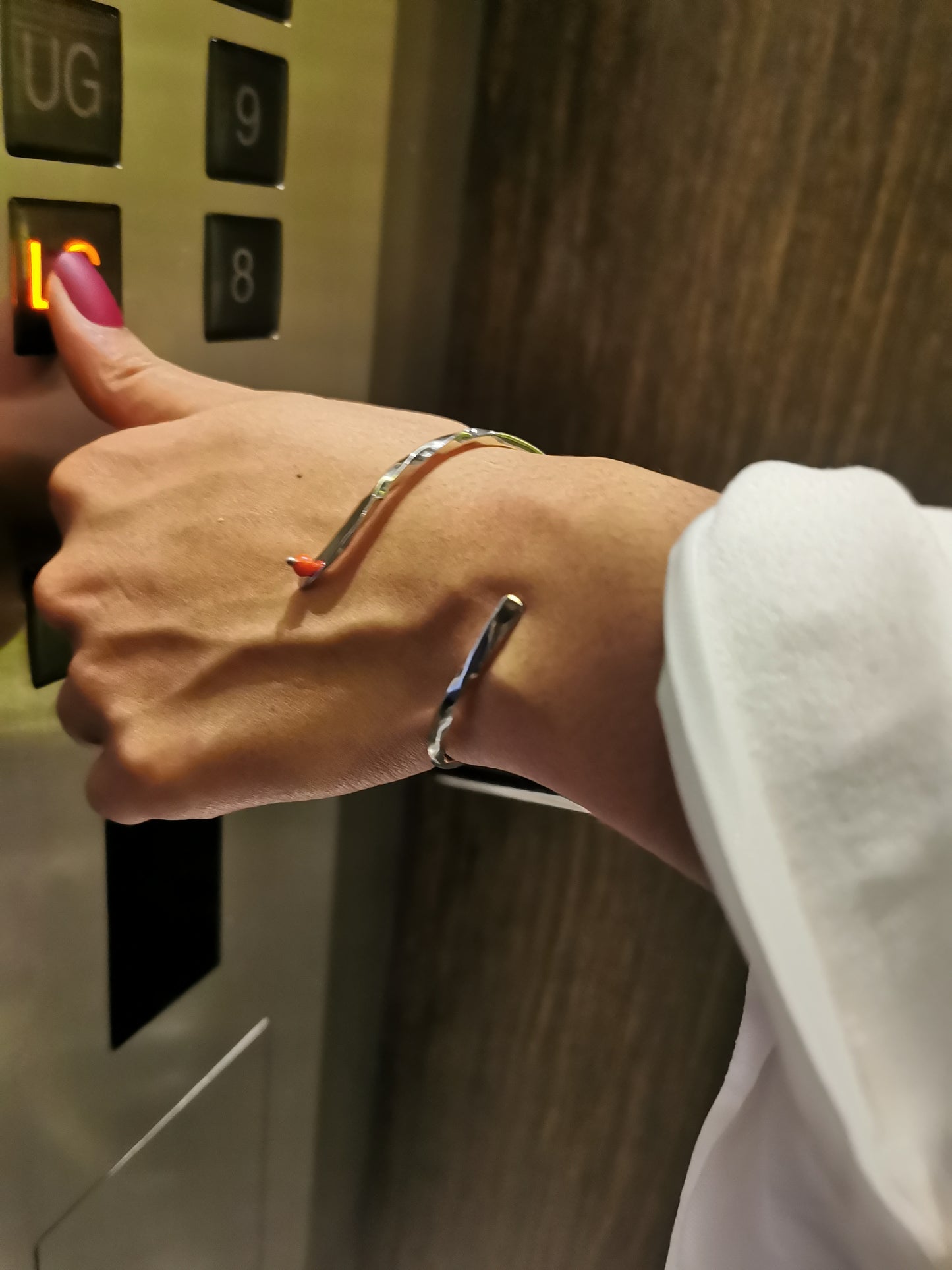 "My way" bracelet with coral