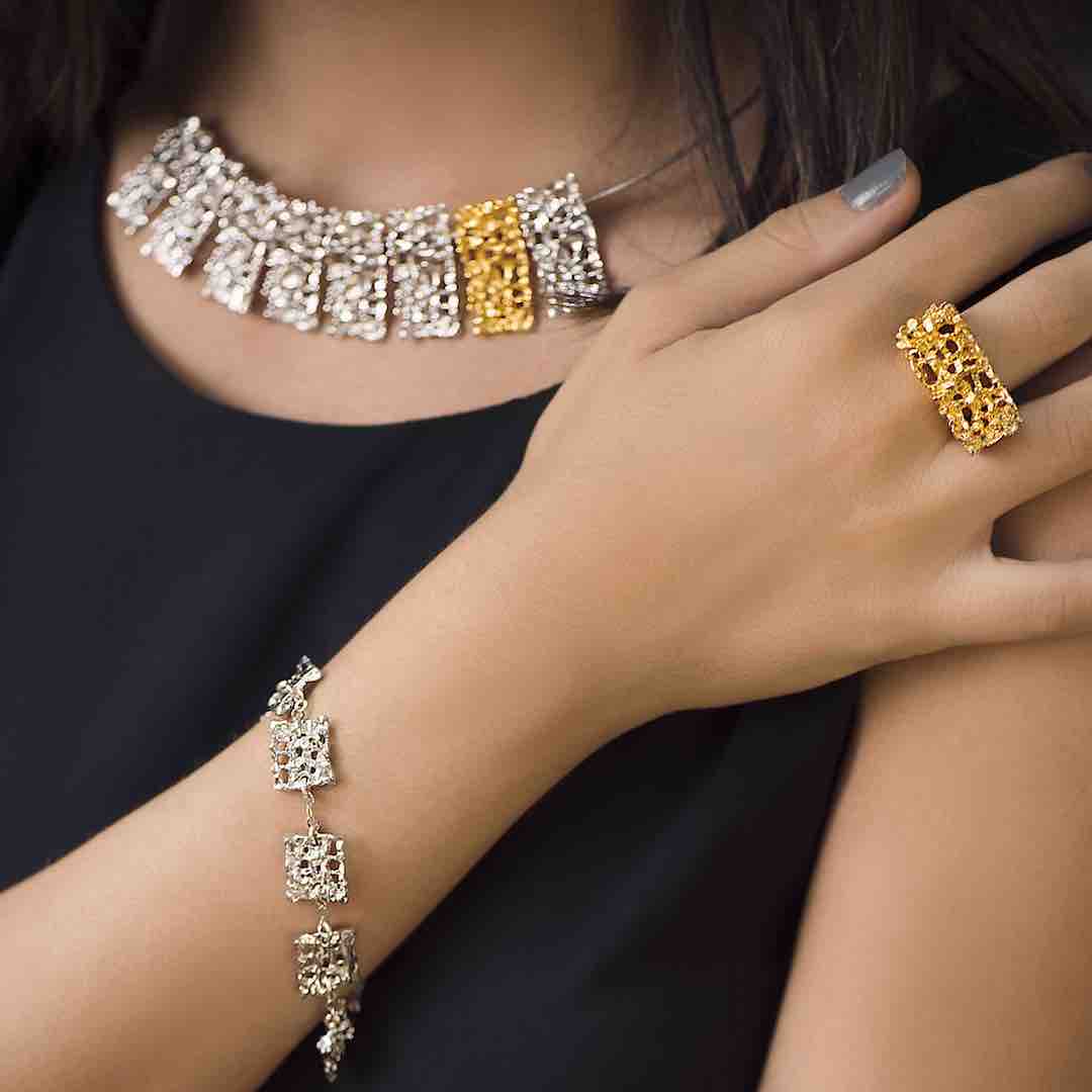 "Baroque Collection" choker