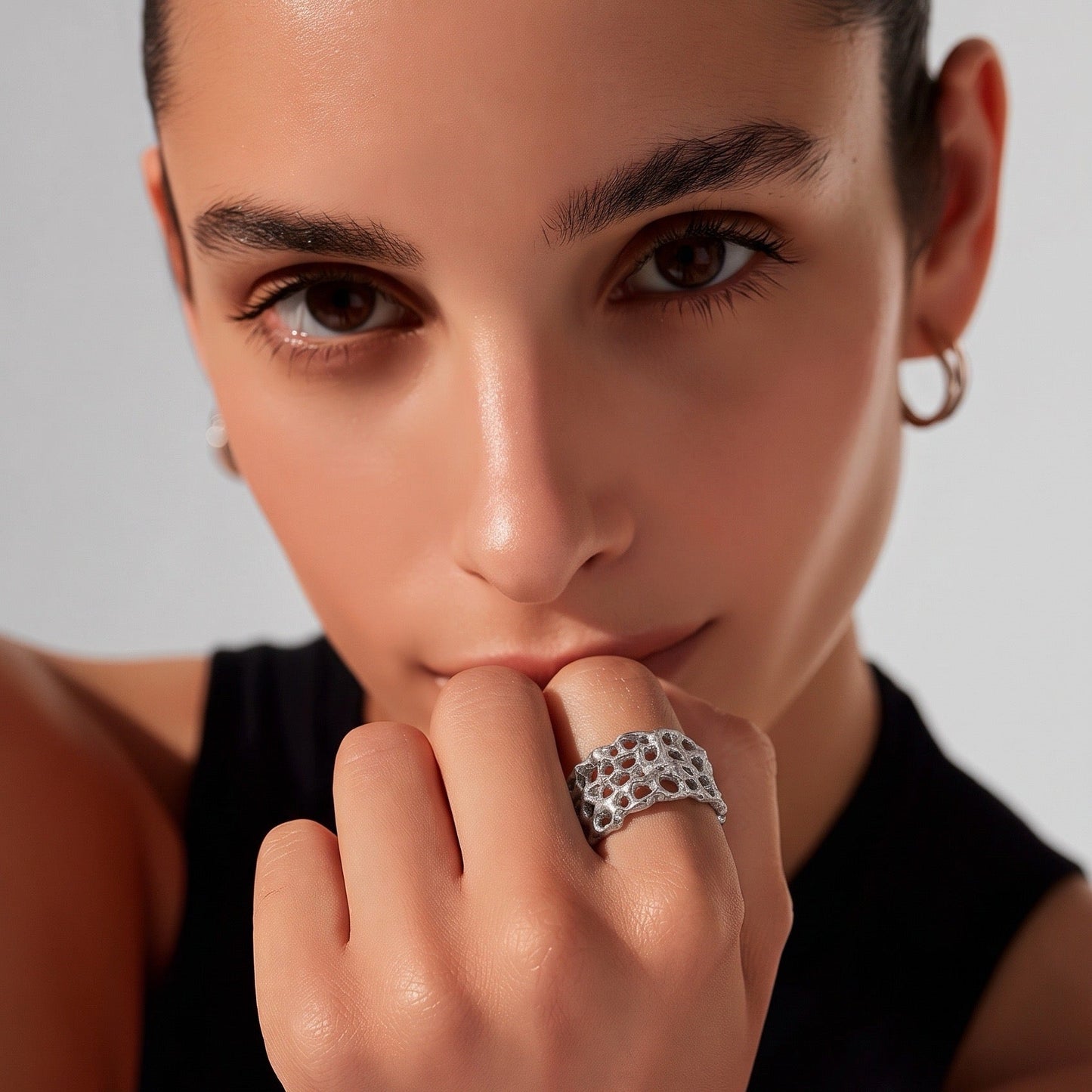 Anello a fascia Barocco