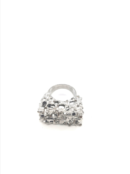 Bague, "Des trous dans mon âme"